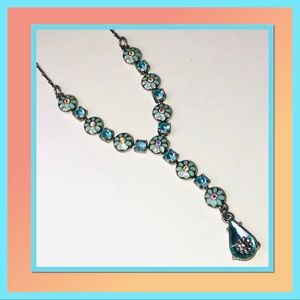 FLOWERED BEADS NECKLACE